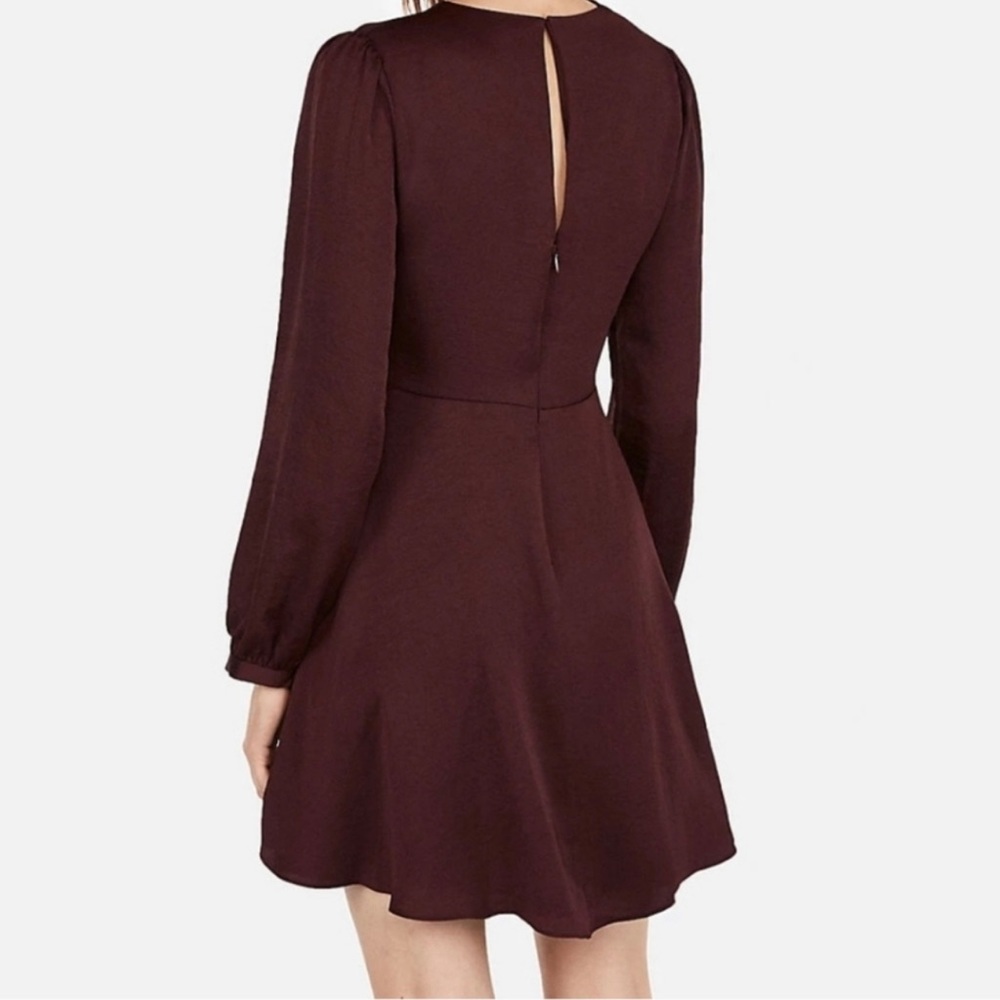 Express Dress - Picture 2 of 7